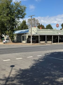 Crown Hotel Newstead