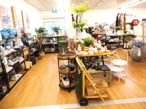 Scone Newsagency - $425k + SAV