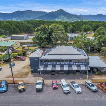 Reduced to $410,000-Motivated Vendor - Leasehold Opportunity