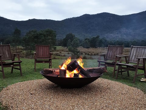 A BEAUTIFUL LOCATION TO OWN YOUR OWN FREEHOLD MOTEL - 1836MF