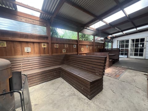 Railway Hotel Dingee - Build It and They Will Come