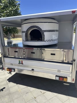 Nunzio's Mobile Pizza