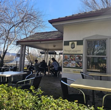 Iconic cafe in the beautiful Hunter Valley Wine Country NSW