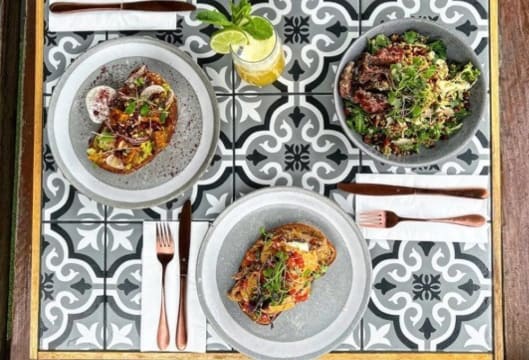 Cafe in Altona Meadows with T/O approx. $13,000 - $14,000 pw! (Our Ref: V2079)