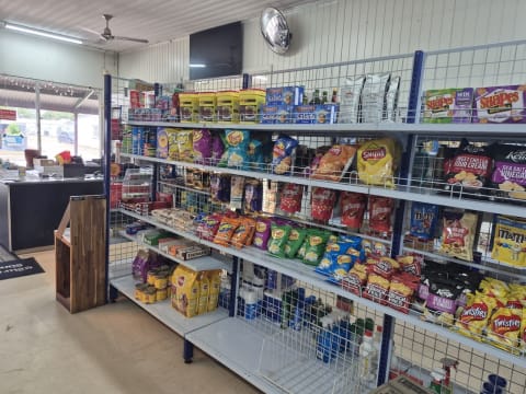 Store, Cafe, Food Truck and Residence – Brandon, QLD