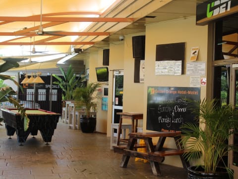 RARE LEASEHOLD HOTEL/MOTEL OPPORTUNITY - 2892ML