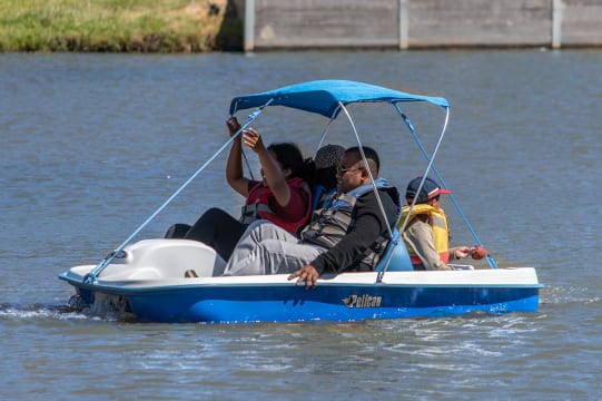 Award winning tourism business - watercraft hire Nagambie Lakes