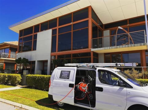 Uhbcxw7dyhqkjbure1vg