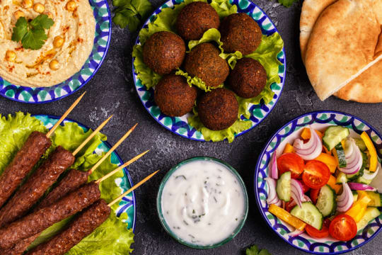 Bar & Shisha Lounge – Prime Location – Fully Managed [2512192]