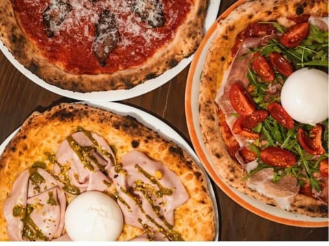 2-in-1 Thriving Bar and Pizza Business - North Shore
