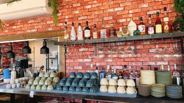 Lumos Café Restaurant