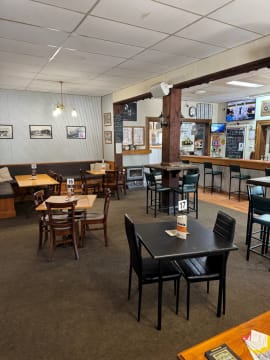 Crown Hotel Newstead