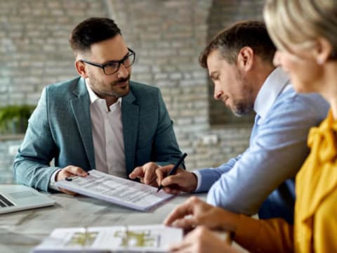 Join The Brokerage Connection - Multiple Income Streams. Full Support. One Low Fee Of $29,995 + GST