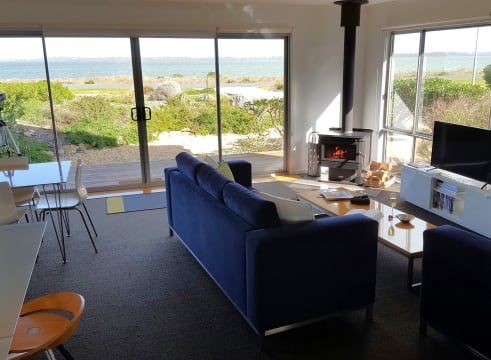 Established Waterfront Holiday Accommodation Business – Strong Returns & Growth Potential