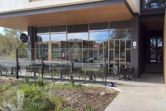 CLAREMONT TURN-KEY CAFÉ