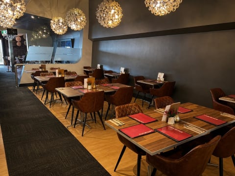 Modern A1 Licensed Restaurant Water Views Highly Establised No Ingoing