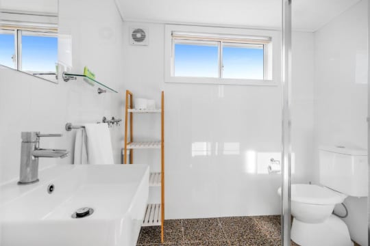 Landmark Freehold Resort Investment: Lakes Resort Toukley - 2897MF