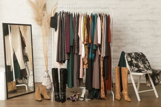 SH00154 - AWARD-WINNING BRIDAL AND CLOTHING ALTERATIONS STUDIO