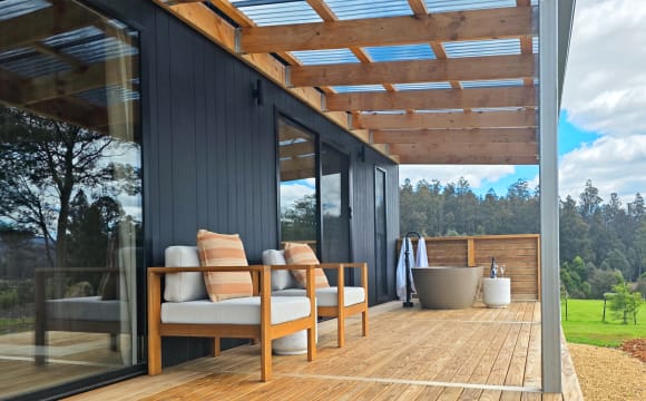 LUXURY TOURISM RETREAT & LIFESTYLE PROPERTY | APPROVED EXPANSION | TASMANIA