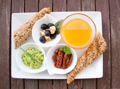 Gorgeous Cafe Opportunity in a Fantastic Morley Location!