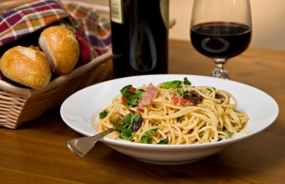 Italian Restaurant and Takeaway | 13k tks & 25 hr of Operation p.w | Beaumaris | Asking 199k [260...