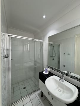 Rare Opportunity to Acquire a Freehold Motel within 2.5 hrs of Brisbane - 2555MF