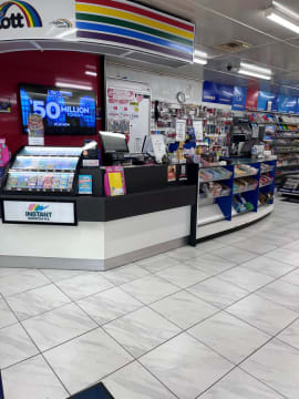 Newsagency $120,000 plus Sav in Busy Town of Emerald + Freehold available for $720,000