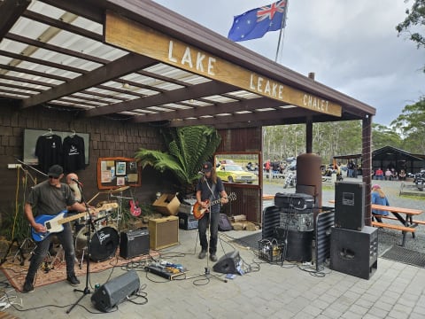 Lake Leake Inn Tasmania's Most Talked About Country Pub