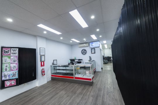 LEASEHOLD - Twin City Tattoo & Body Piercing, Wodonga VIC - 1P0522