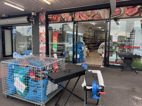 Butcher (Meat / Poultry)