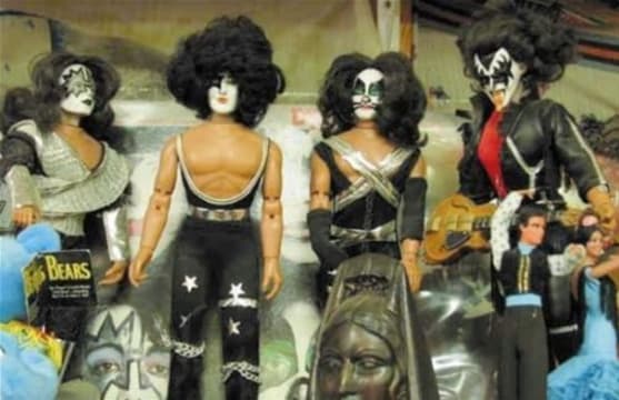 Dollykissangel - DOLL MUSEUM