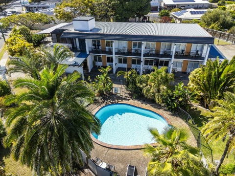 Motel Business, Lifestyle, Income and Long-Term Security - 2882ML