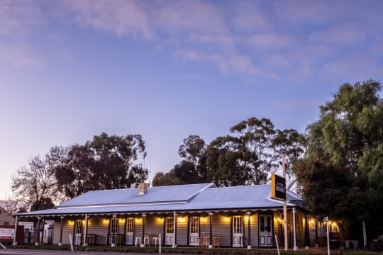 Axedale Tavern