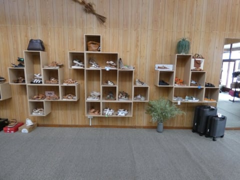 CURRENT OWNER IS LOOKING TO RETIRE AFTER 30+YEARS