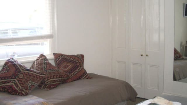 Historic Coastal Gem – Rodondo Accommodation, Port Albert