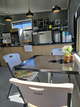 EXCEPTIONAL CAFE & LIFESTYLE STORE IN SEASIDE LOCATION