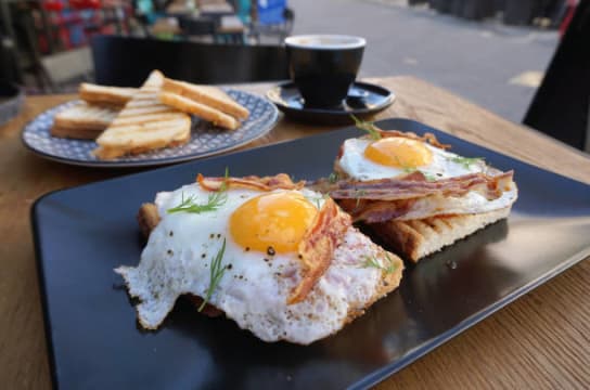 5 DAY CBD CAFÉS