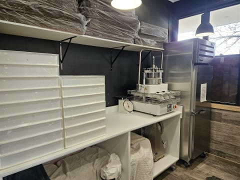 WOODFIRED PIZZA BUSINESS FOR SALE.