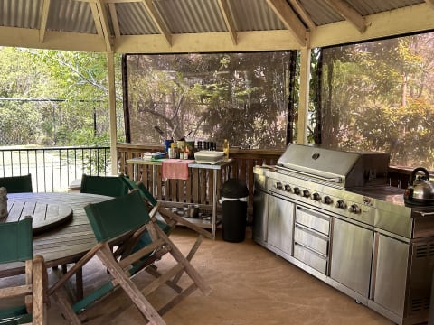 A BOUTIQUE COASTAL SANCTUARY WITH INCOME POTENTIAL - 2523MF