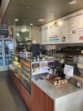 PORT MELBOURNE ’24 ATOMS’ CAFÉ FOR SALE