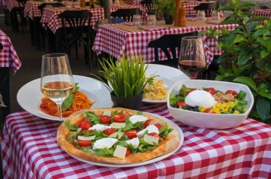 Well-Known Pizza Restaurant and Takeaway – Prime Location with Liquor License and 100 Seating [25...