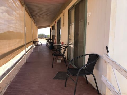 Freehold & Business - North West Coast Highway