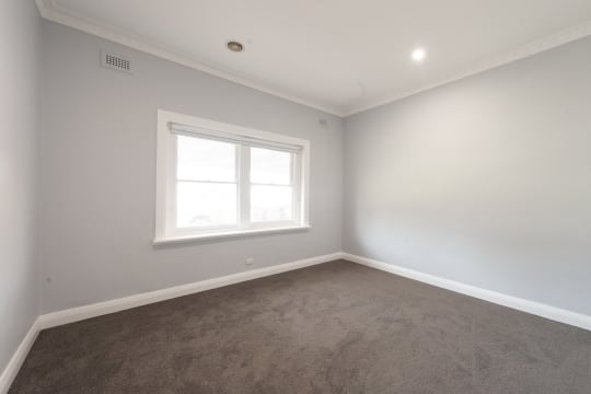 CAFE BUSINESS & HOUSE FOR SALE - Painters Cafe, Corowa NSW - 1P0542