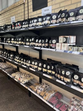 LEASEHOLD - Mountains Of Chocolate Cafe, Ararat VIC - 1P0588