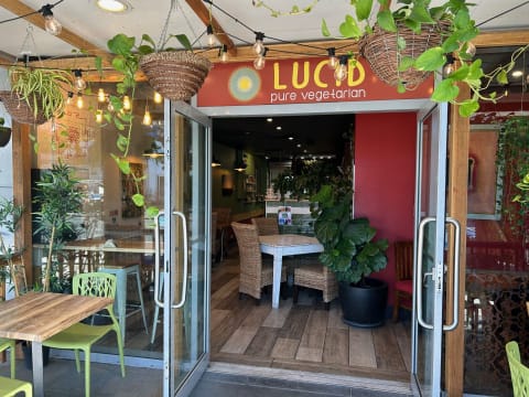 Thriving Vegetarian Restaurant with Beautiful Fit-out