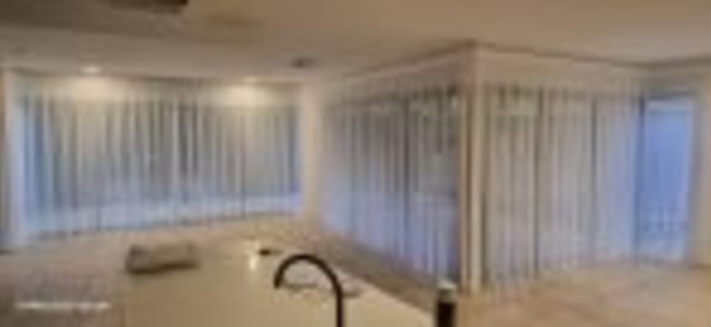 STRONG PROFITS, HOME BASED, FLEXIBLE LIFESTYLE - CUSTOM WINDOW TREATMENTS