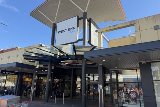 LEASEHOLD - Muffin Break, Albury - 1P0602