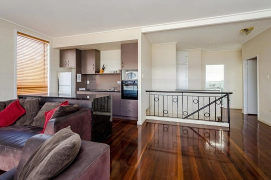 Freehold or Leasehold Motel for Sale in Gladstone