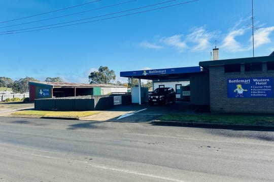 SOLD - Western Hotel