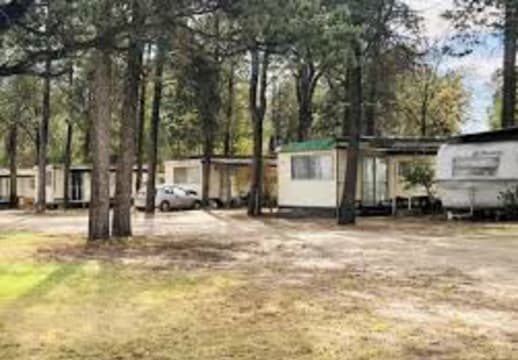 Well Presented Caravan Park - Riverina District - New South Wales